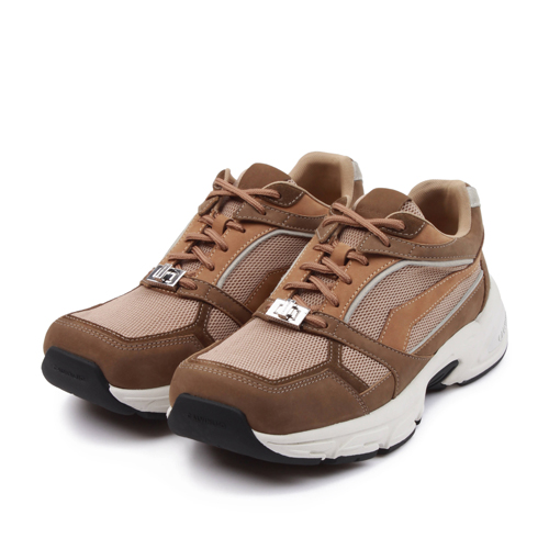 CALVINLUO TRUNK SNEAKER 系列全新登场